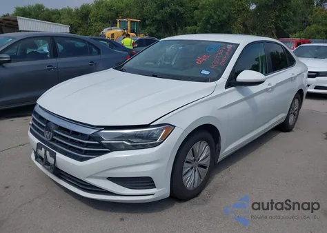 2019 Volkswagen Jetta 1.4T R-Line/1.4T S/1.4T Se из США, поврежденный, VIN 3VWCB7BU4KM172299